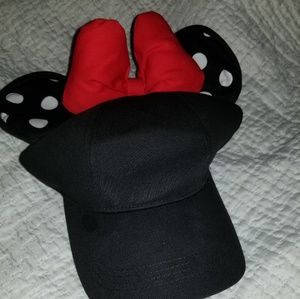 Disney's mini mouse ❤ baseball cap